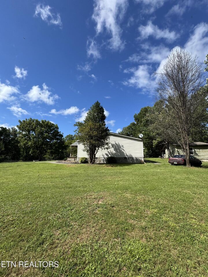 Property Photo:  3636 Big Ridge Rd  TN 37841 