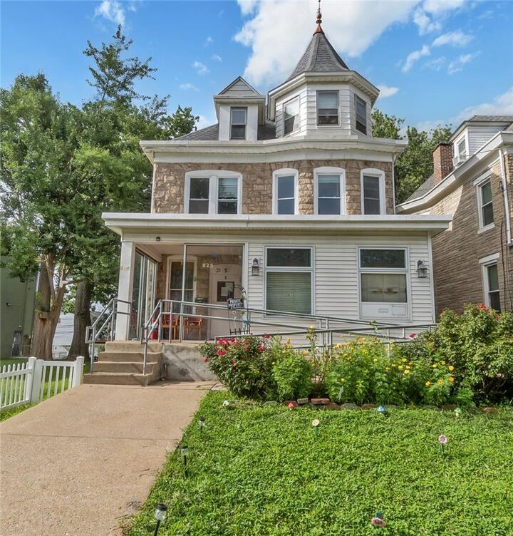 Property Photo:  825 Lehigh Street 2  PA 18042 