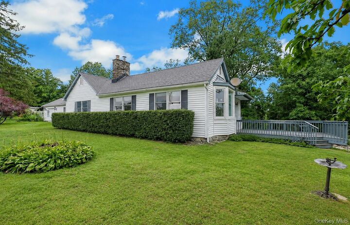 Property Photo:  21 Sycamore Lane  NY 12563 
