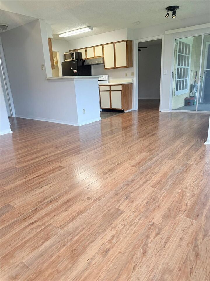 Property Photo: 1089 S Hiawassee Road 324 FL 32835