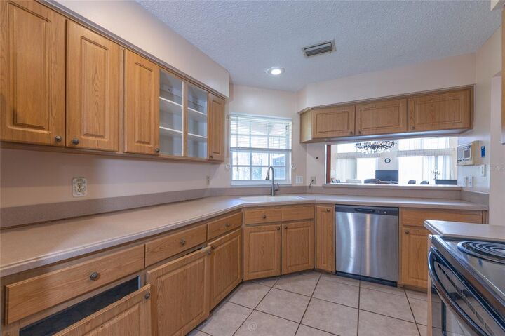 Property Photo:  29 Cherokee Court W  FL 32137 