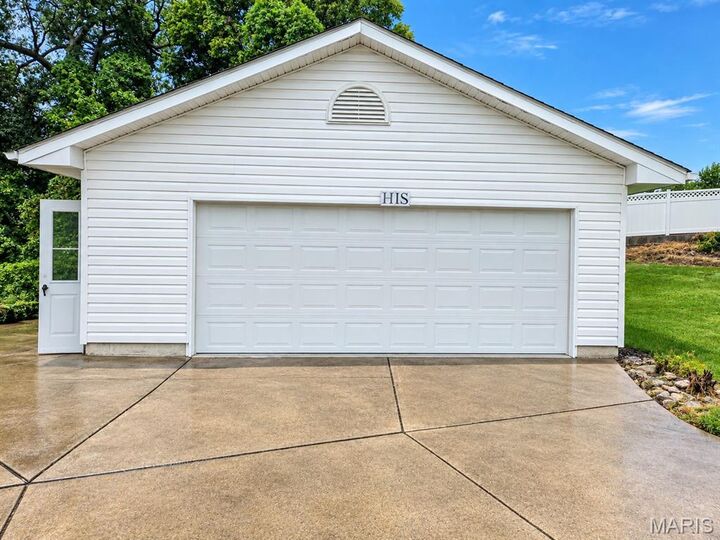 Property Photo: 14 Ludwigs Oak Court MO 63303