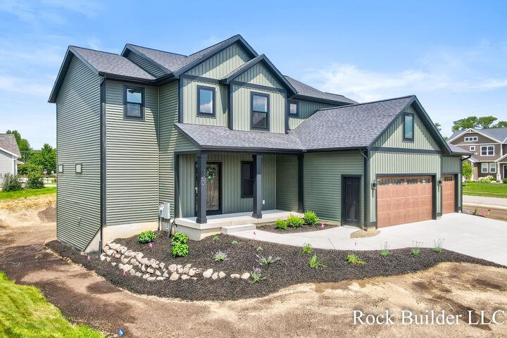 Property Photo:  3337 Eagle Peak Drive  MI 49428 