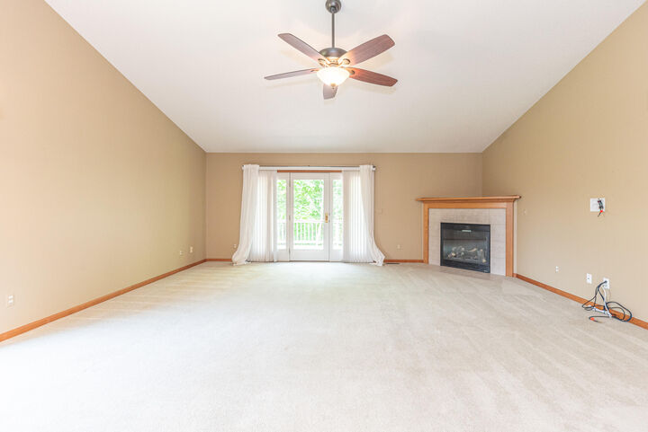 Property Photo:  535 Sycamore Circle  MI 48176 