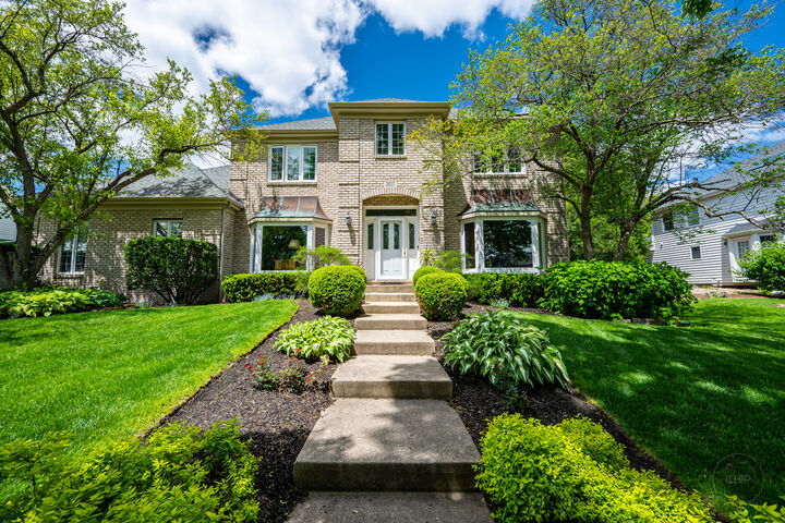 Property Photo:  391 Dupahze Street  IL 60565 