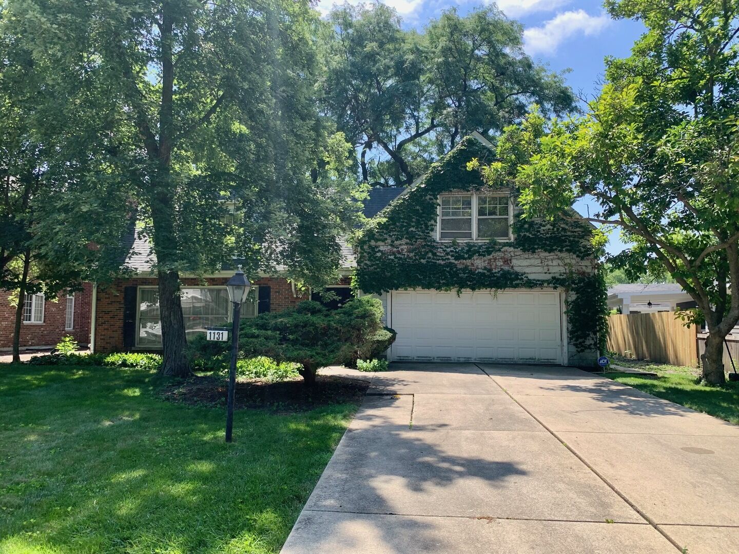 Property Photo:  1131 Park Lane  IL 60558 