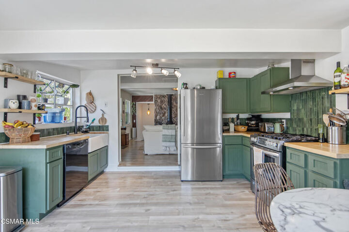 Property Photo:  1268 Black Canyon Road  CA 93063 