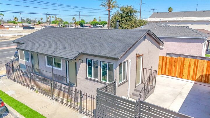 Property Photo: 1831 W 152nd CA 90220