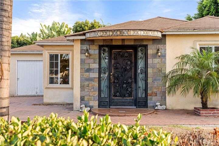 Property Photo:  8320 Terradell Street  CA 90660 