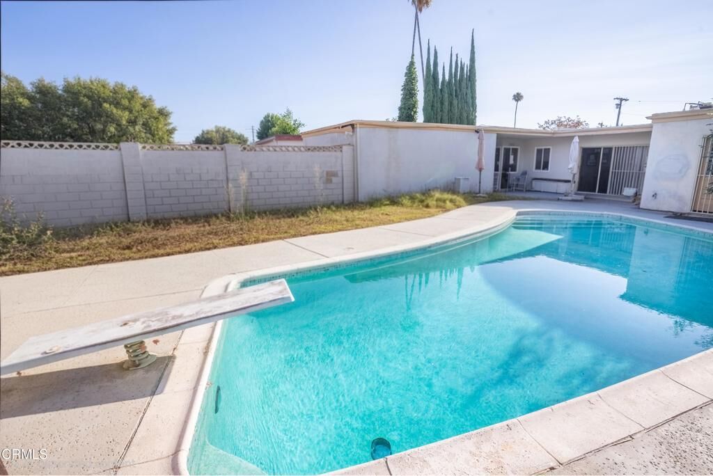 Property Photo:  7511 Shoup Avenue  CA 91307 