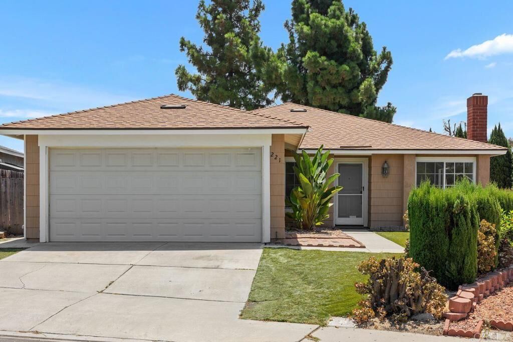 Property Photo:  221 Henrietta Court  CA 92114 