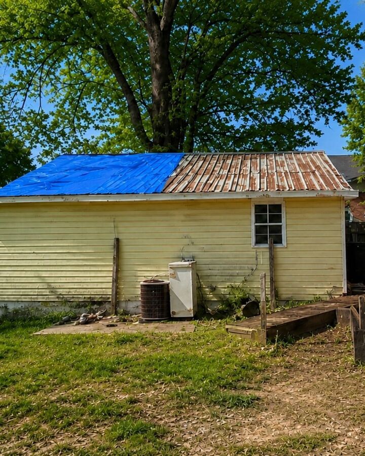 Property Photo: 4122 Hwy 43 N TN 38456