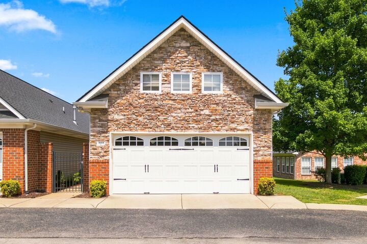 Property Photo:  395 Devon Chase Hl 4604  TN 37066 