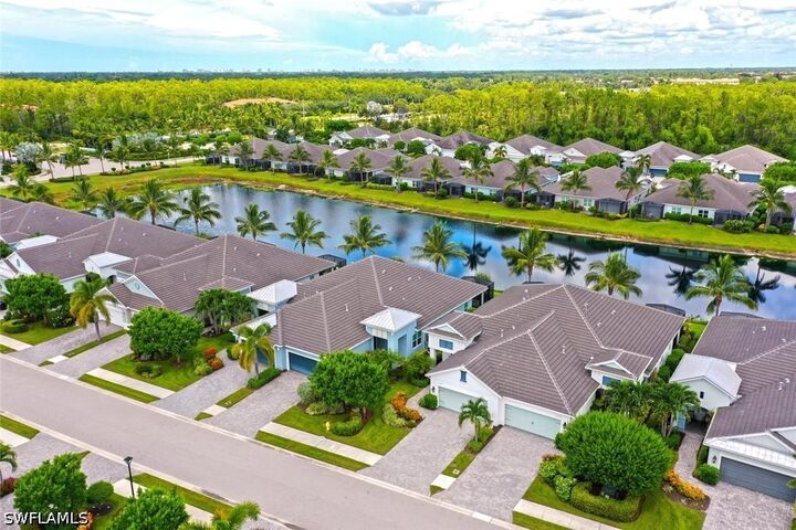 Property Photo: 2278 Marquesa Circle FL 34112