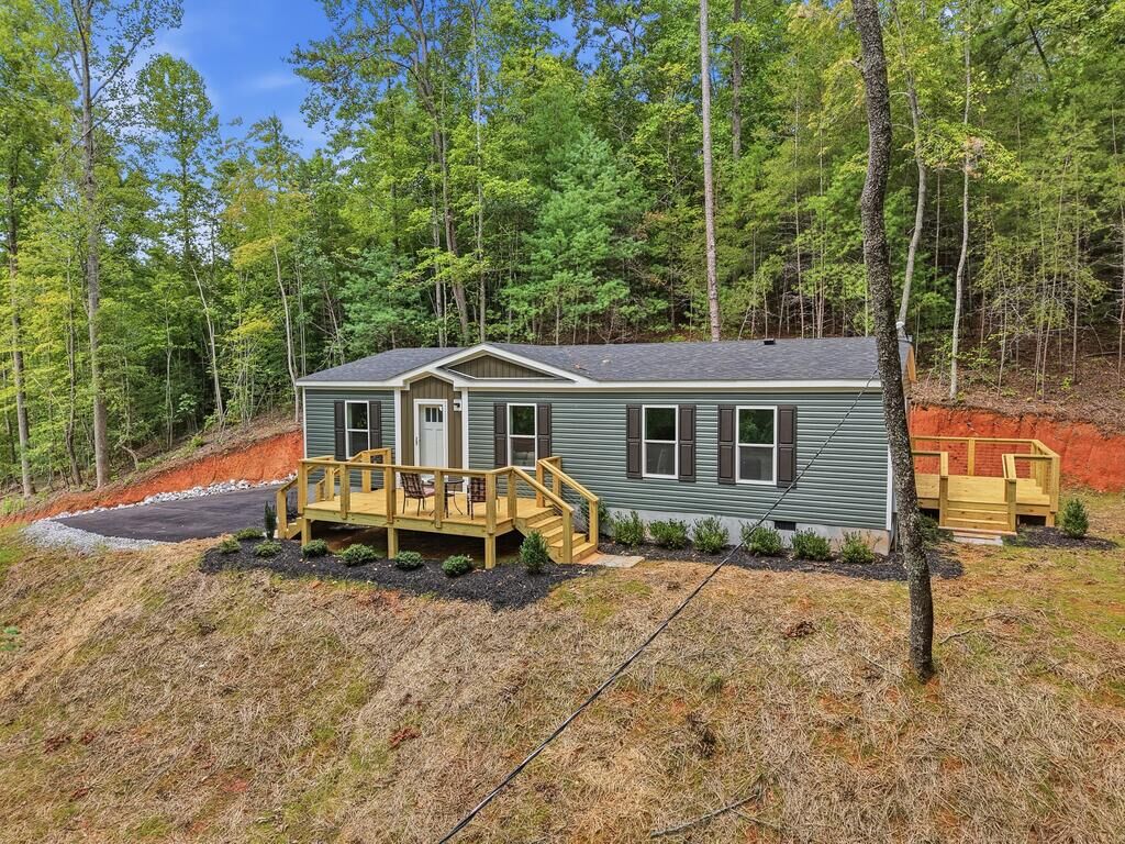 Property Photo:  67 Chastain Road  GA 30571 