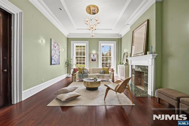 Property Photo:  274 Barrow Street  NJ 07302 