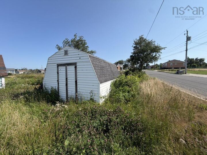 Property Photo:  358 Douglas Avenue  NS B1A 1E1 