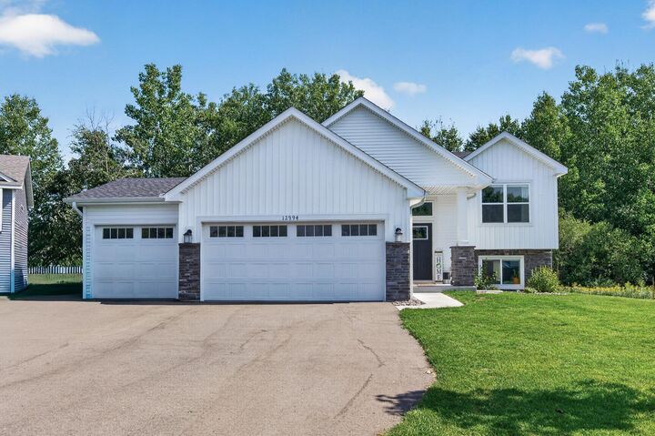 Property Photo: 12994 10th Avenue N MN 55398