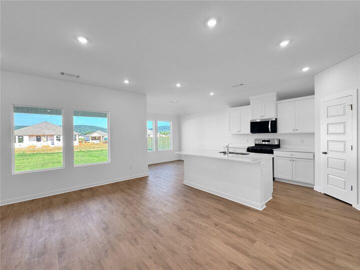 Property Photo:  537 Oklahoma Street  AR 72730 