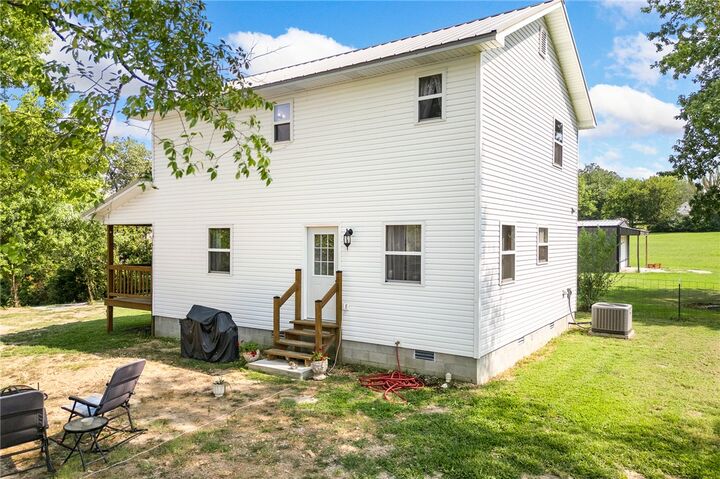 Property Photo:  206 Lane Street  AR 72611 