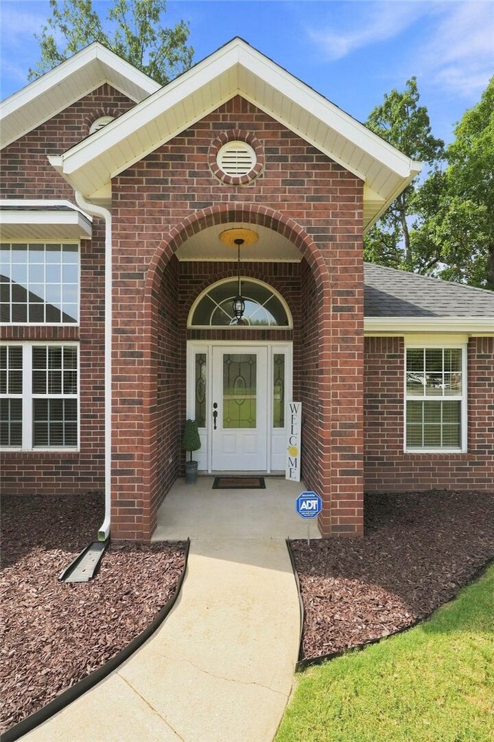 Property Photo:  3314 Eaglecrest Circle  AR 72762 
