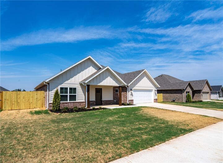 Property Photo: 143 N Panther Avenue AR 72730