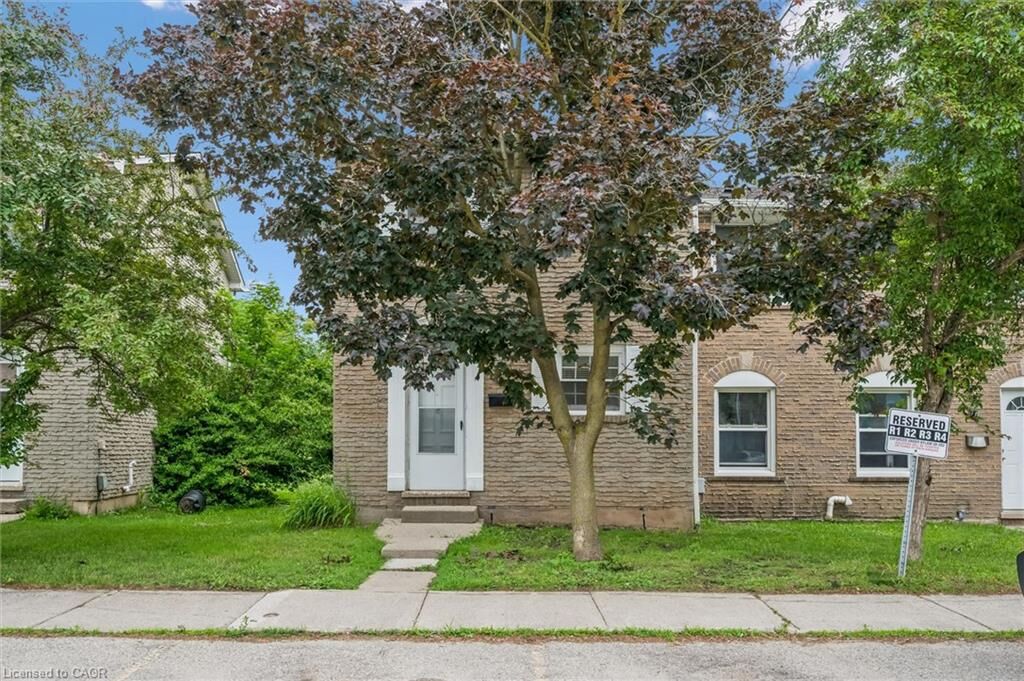 Property Photo: 178 Westcourt Place ON N2L 2R7