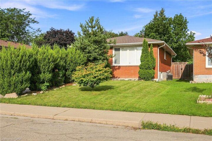 Property Photo: 28 Leduc Street Lower ON L8T 4S4