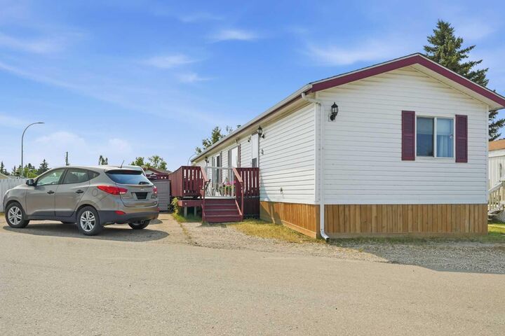 Property Photo: 649 Main Street N 24 AB T4B 1Z7