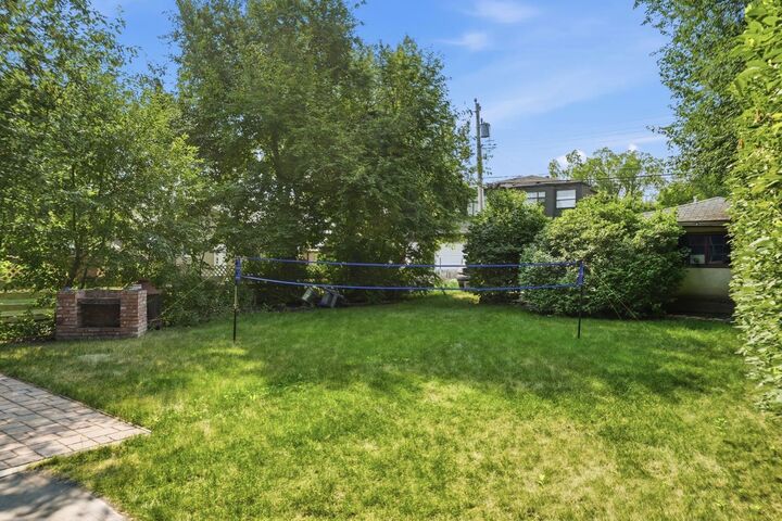 Property Photo: 235 32 Avenue NW AB T2M 2P8