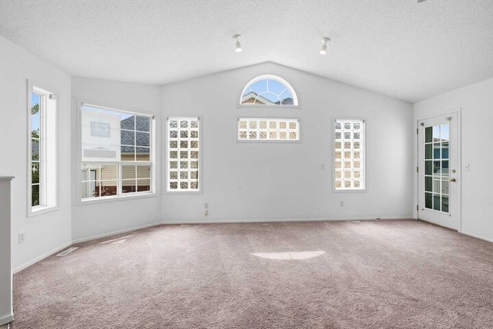 Property Photo: 12 Woodside Rise NW 31 AB T4B 2L3