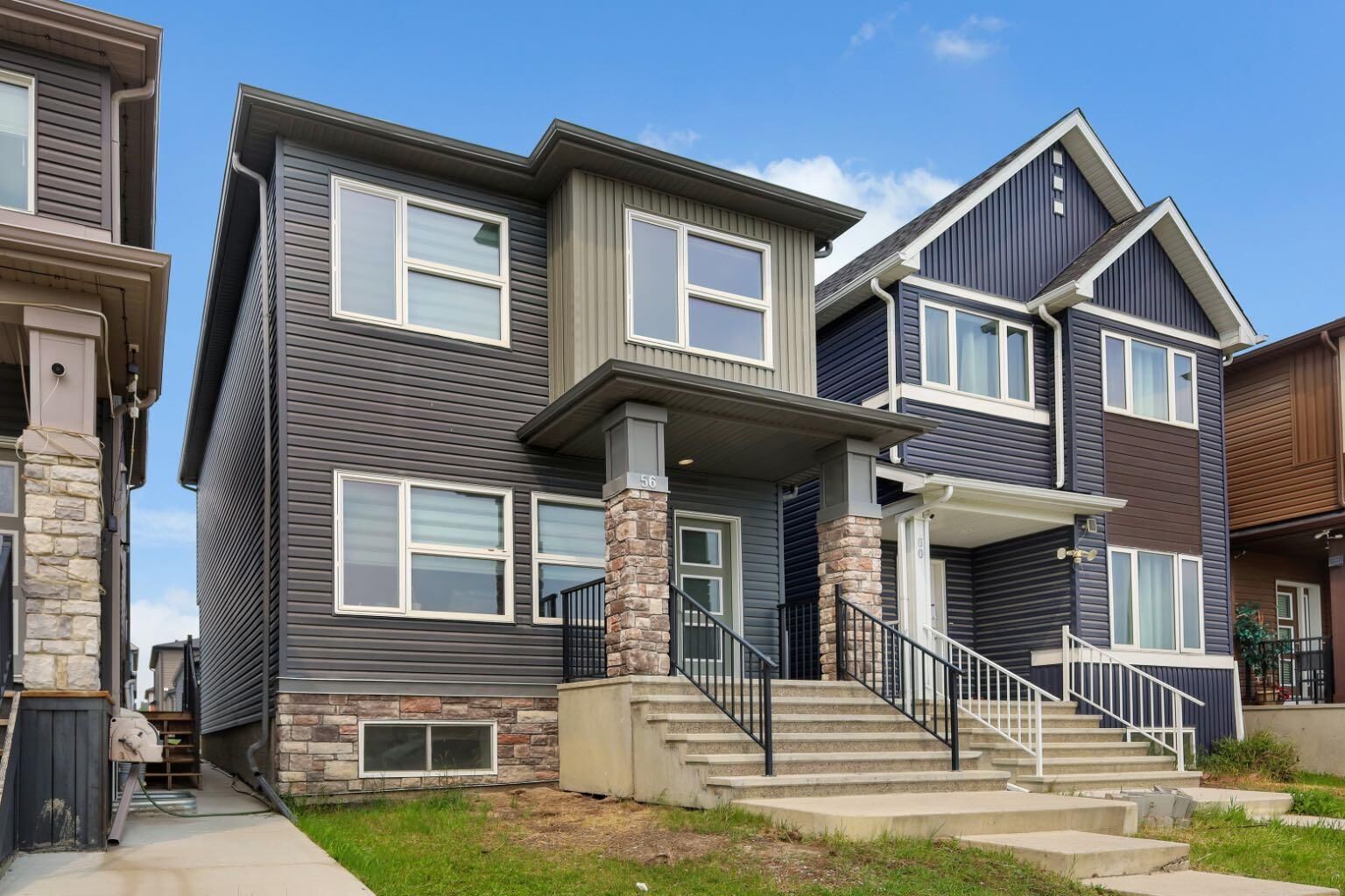 Property Photo:  56 Corner Meadows Park NE  AB T3N 1J8 