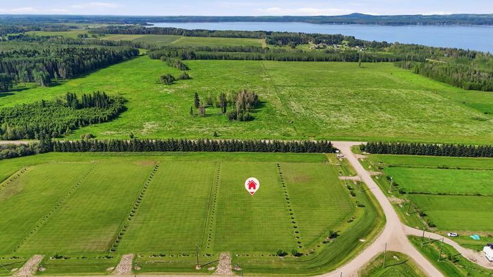 Property Photo:  418 62036 Twp Rd 462  AB T0C 0T0 