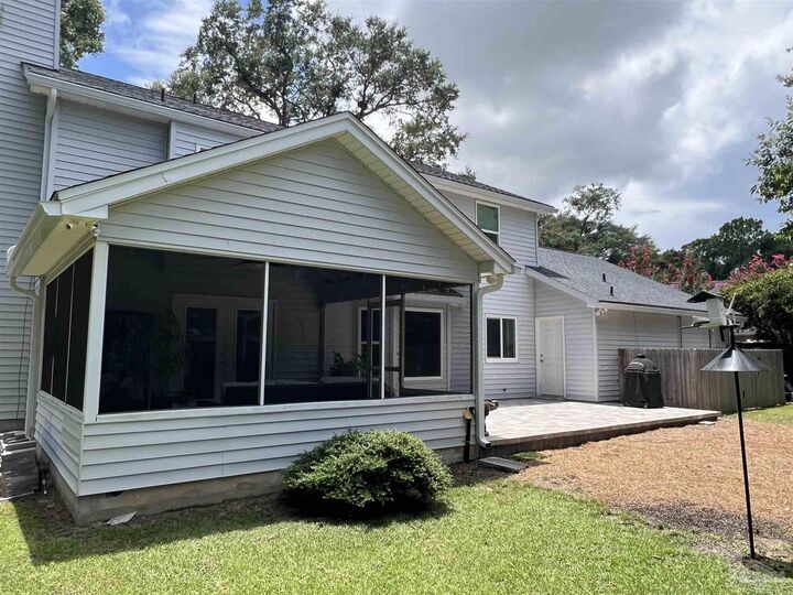 Property Photo:  4600 Rommitch Ln  FL 32504 