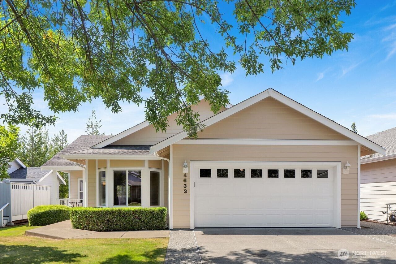 Property Photo:  4633  Boardwalk Drive  WA 98226 