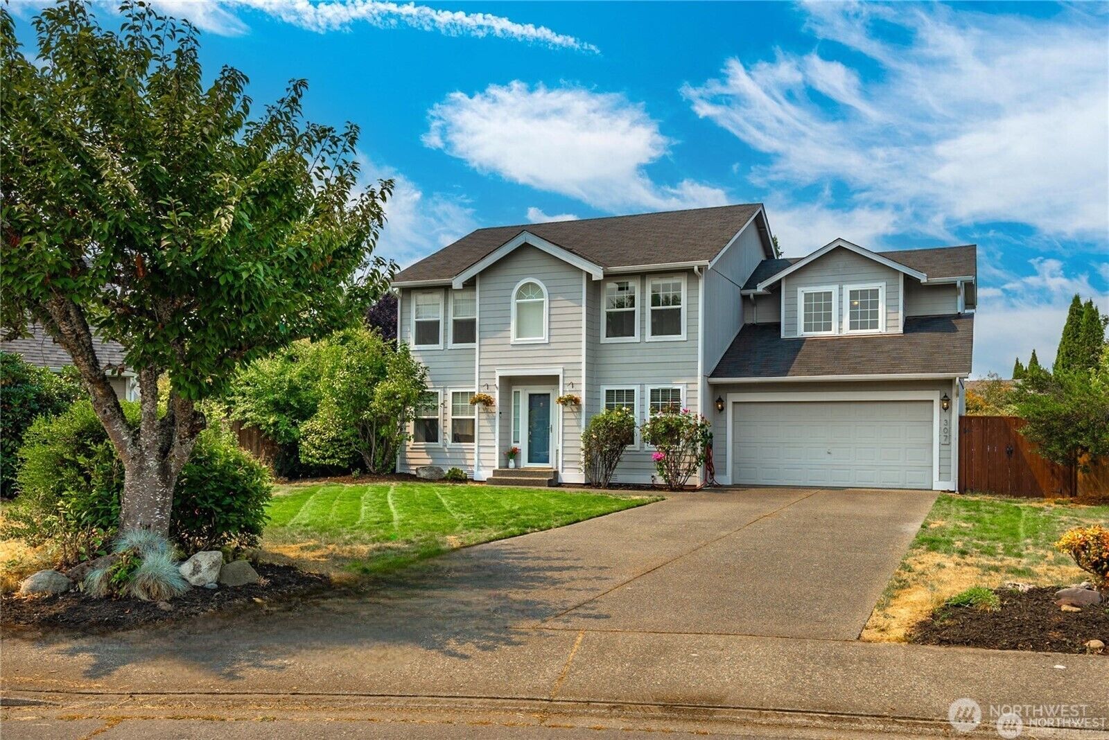 Property Photo:  307  Rowe Street NW  WA 98360 