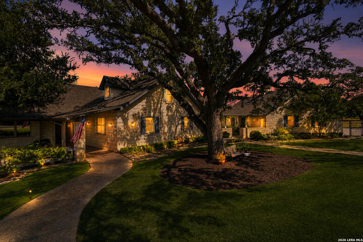 Property Photo: 160 Live Oak Ln TX 78028