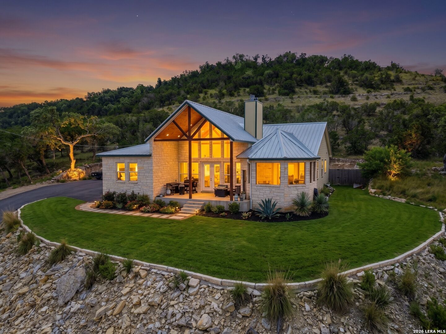 Property Photo: 348 White Oak Dr TX 78133