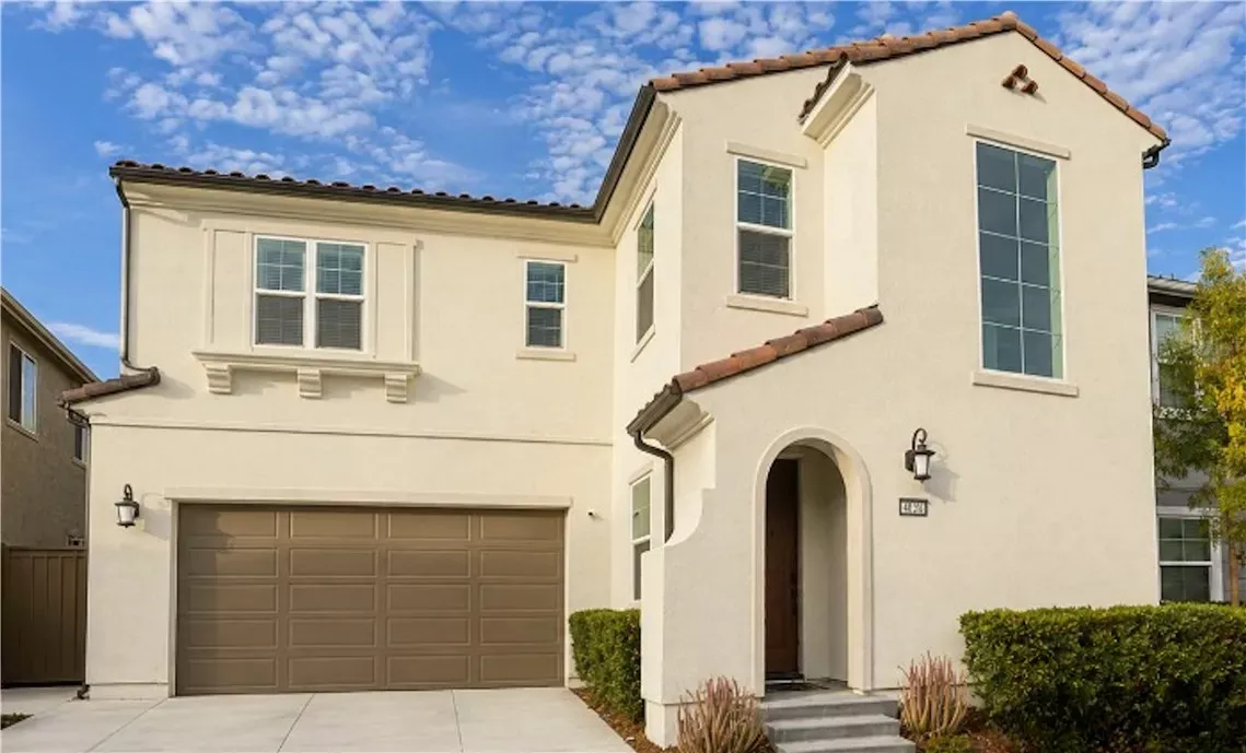 Property Photo:  4036 Shada Ln  CA 92883 