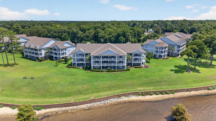 Property Photo: 1164 Bridgeview Lane Lane # D202 SC 29148