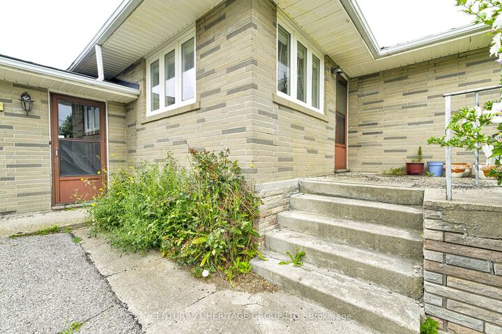 Property Photo: 270 Walker Avenue ON L3Z 1Y6