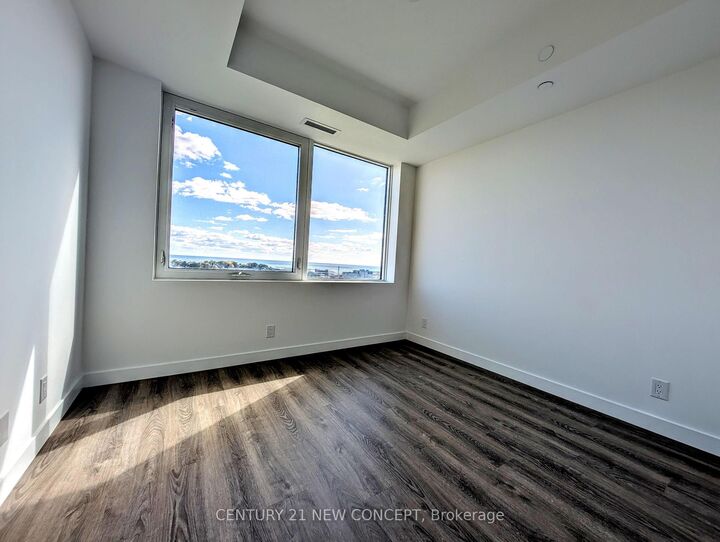 Property Photo:  1050 Eastern Avenue 1205  ON M4L 0B7 