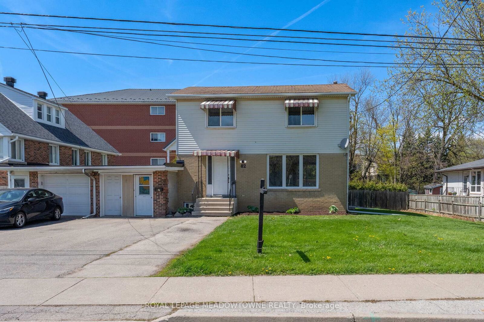 Property Photo: 82 Maple Avenue ON L7G 1X7