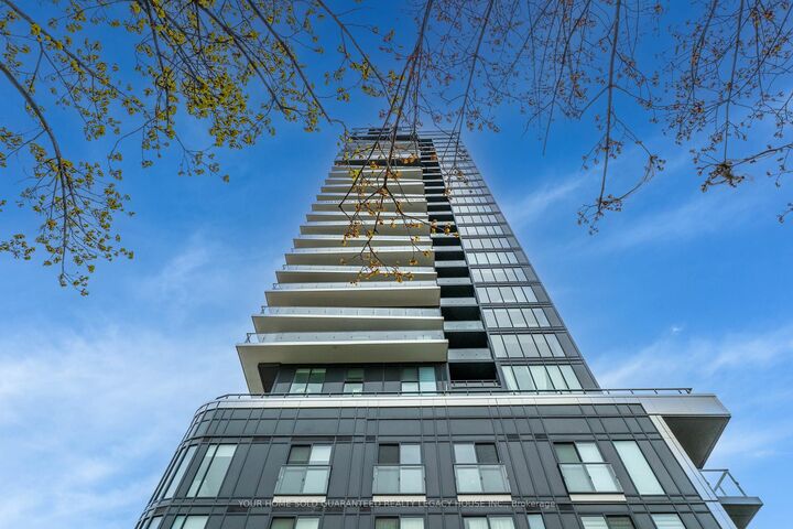 Property Photo:  370 Martha Street 1805  ON L7R 0G9 
