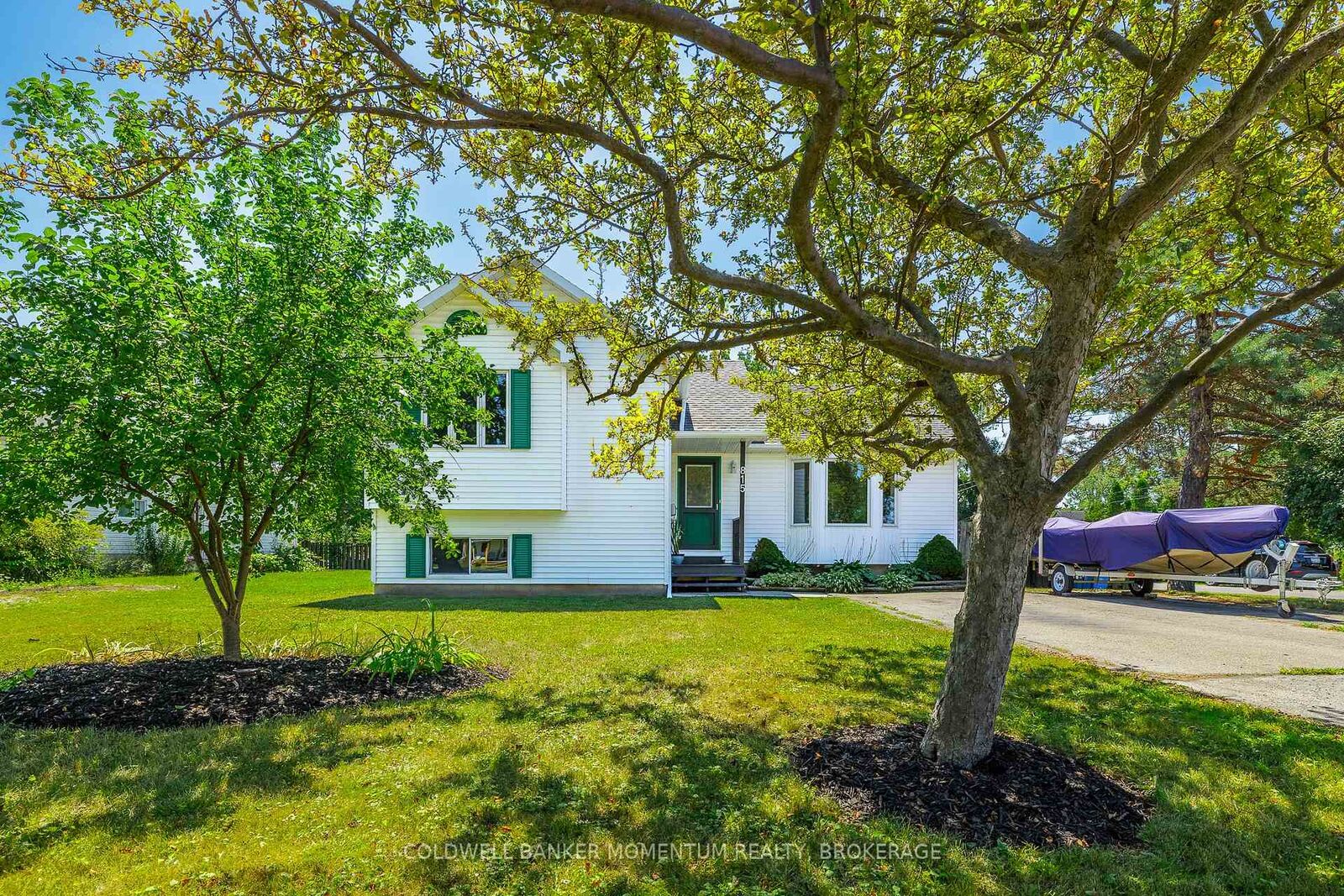 Property Photo: 815 Dominion Road ON L2A 6H5