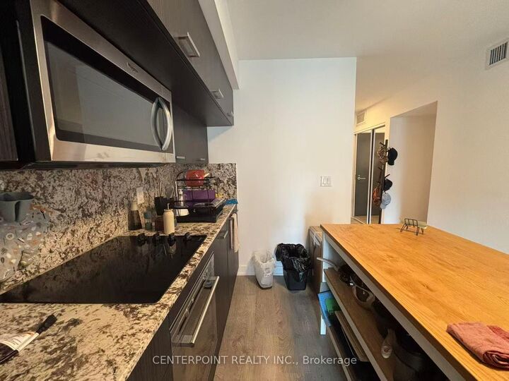 Property Photo: 50 McCaul Street 707 ON M5T 1V9