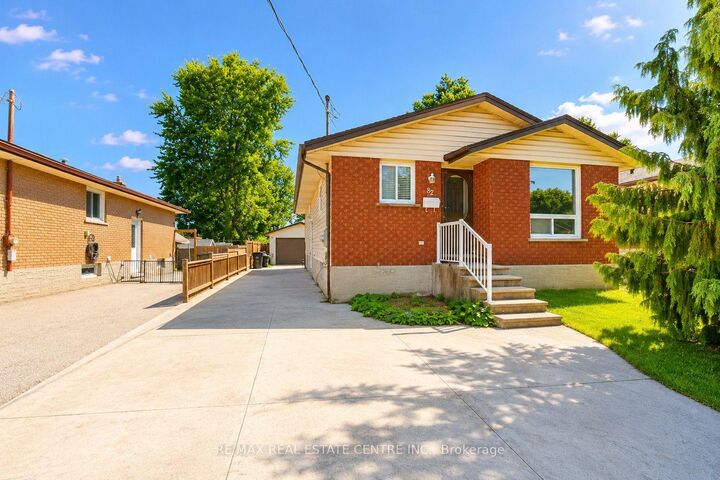 82 Elmwood Avenue — photo 1
