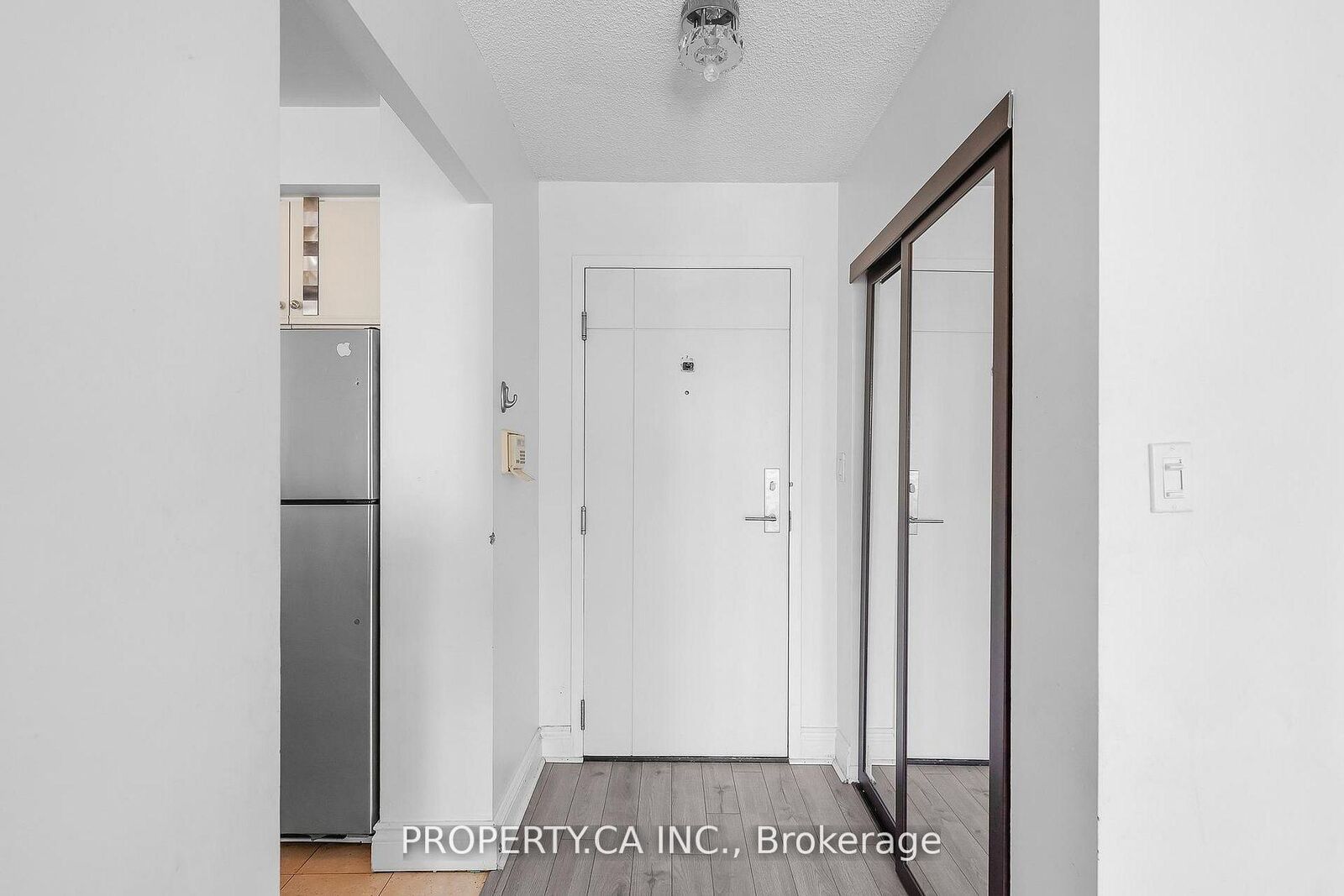 Property Photo: 2267 Lake Shore Boulevard W 526 ON M8V 3X2