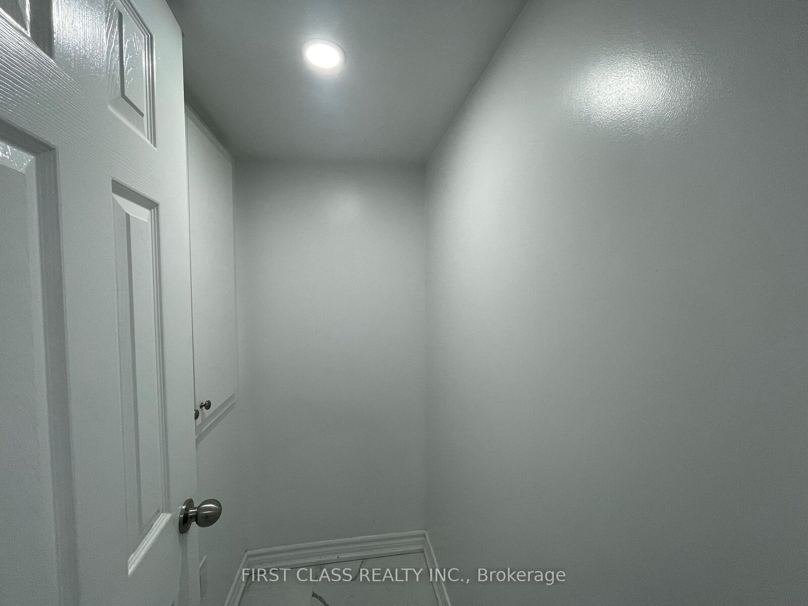 Property Photo: 65 Ryder Crescent Bsmt ON L1Z 1Y1