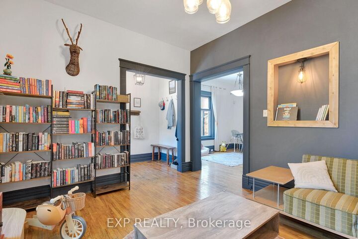 Property Photo: 895 Dufferin Avenue ON N5W 3K3